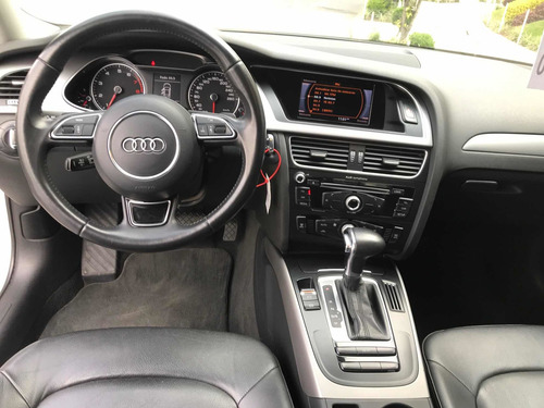 Imagen 11 de 15 de Audi A4 1.8 T Luxury Multitronic Cvt 2013