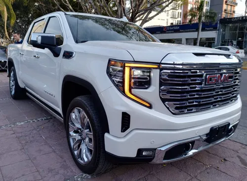 GMC Sierra 6.2 V8 Denali
