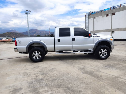 Imagen 5 de 10 de Ford F-250 Super Duty