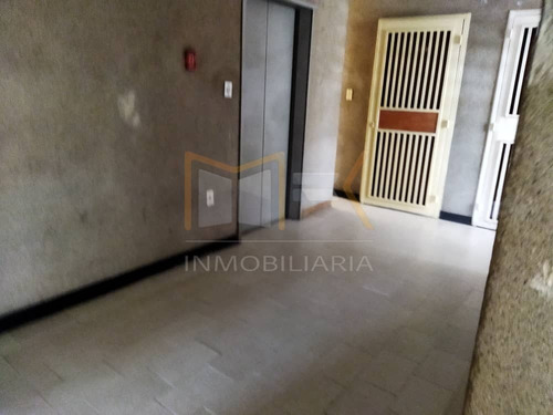 Imagen 14 de 14 de Corporación Mk Inmobiliaria: Vende Apartamento En Residencia Caracas / 04241348538