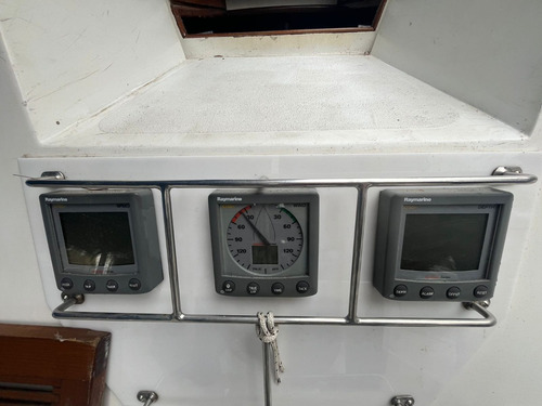 Velero Navaltec 37- Con Piloto Al Sector-oportunidad!