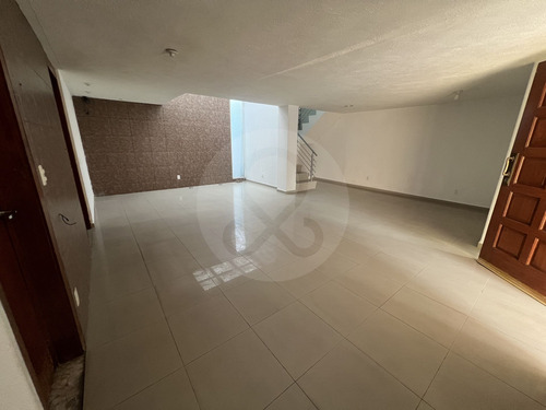 Casa En Condominio En Venta En Viveros De La Loma