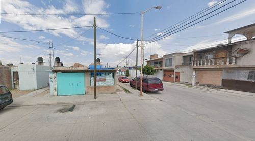 Sk09 Remate Bancario Casa En Nogal 222, Jardines Del Real Iv, Durango