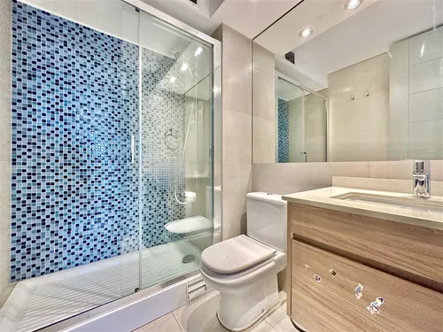 Moderno, Amplio Y Con Piscina / Paza Las Lilas