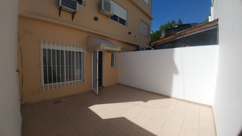 Departamento En Venta En Wilde Centro Con Patio Con Cochera