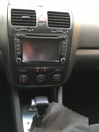 Volkswagen Jetta 2.5 I 20v 170cv Gasolina 4p Tiptronic