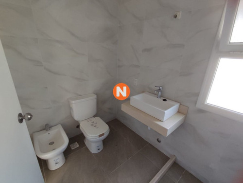 Imagen 23 de 26 de Espectacular Casa De Muy Buena Construcción En Pinares