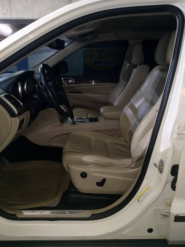 Imagen 11 de 16 de Jeep Grand Cherokee