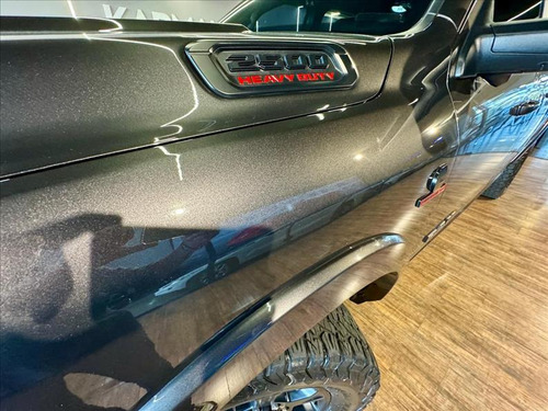 RAM 2500 6.7 i6 Turbo Night Edition cd 4x4