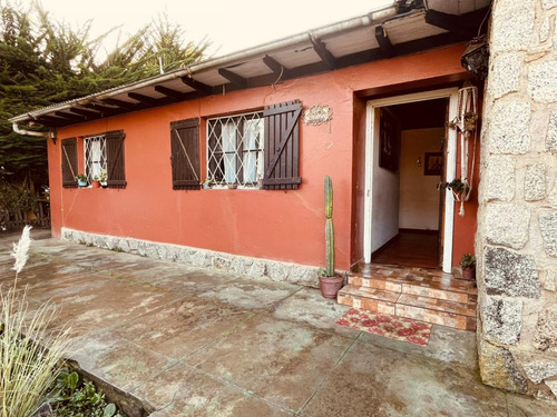 Gran Casa A Tres Cuadras Del Centro De El Tabo
