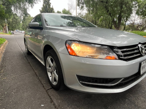 Volkswagen Passat 2.5 Highline L5 P Nave At