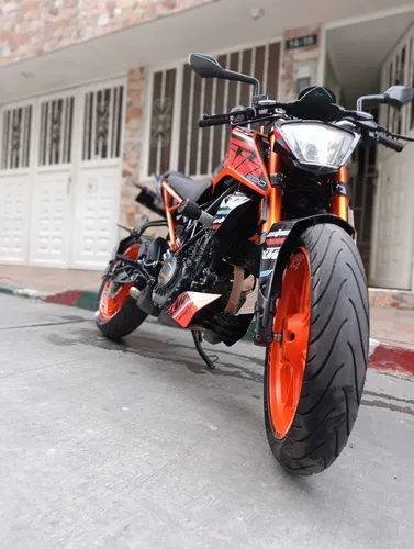Duke Ng 200