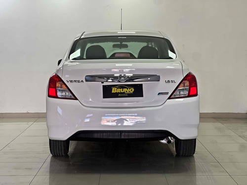 Nissan Versa 1.6 16V FLEX SL 4P XTRONIC