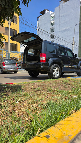 Camioneta 4x4 - Combustible Dual - Caja Automática