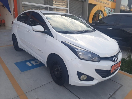 Imagem 2 de 8 de Hyundai Hb20s 2014 1.0 Comfort Plus Flex 4p