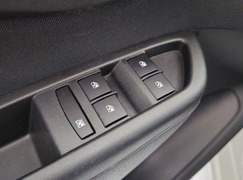 Chevrolet Onix 1.4 MPFI LTZ 8V FLEX 4P MANUAL
