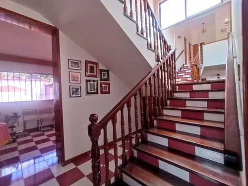 Los Samanes Casa En Venta
