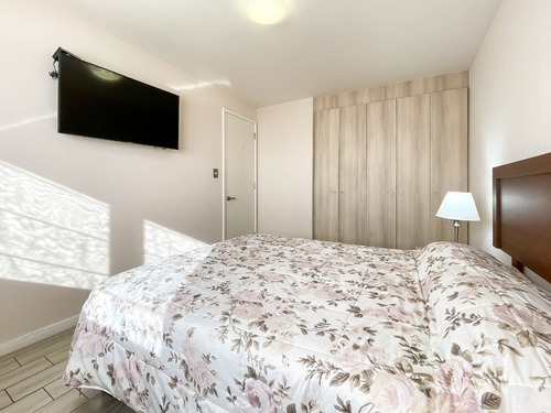 Arriendo De Departamento Amoblado En Ed Jose De Manso, En La