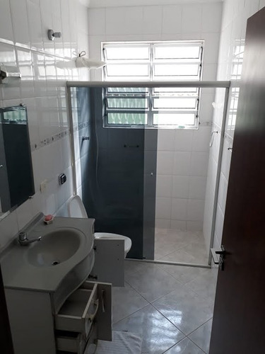 Casa Térrea Para Venda, 3 Dormitório(s), 180.0m² - 1641
