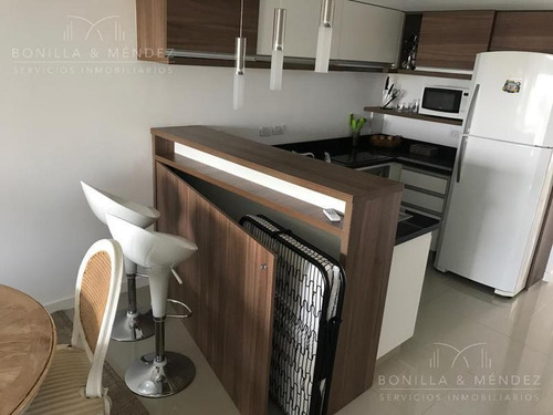 Edificio Chronos, 2 Dorm, 2 Baños, Equipado, Aa En Todos Los Ambientes.