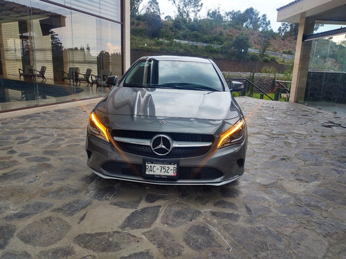Imagen 3 de 15 de Mercedes Benz Cla 200 Sport Ventana Panorámica 2019