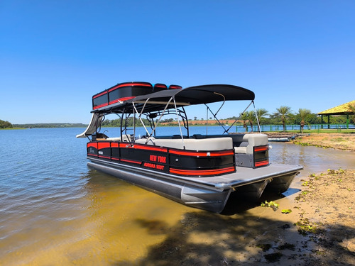 Pontoon - Vcat Aurora 900t