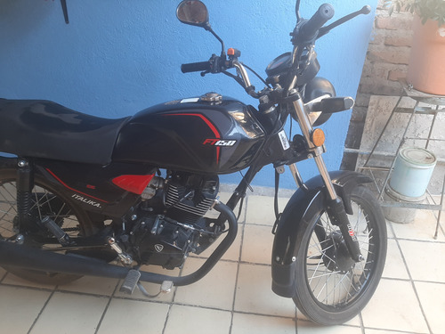 Negra Sin Ninguna Modificación Esta Completa Nada Le Fayati