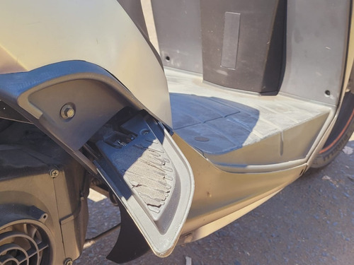 Imagem 8 de 14 de Scooter Automática Dafra Cityclass 200i