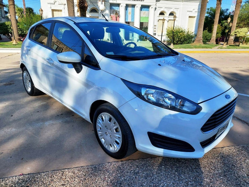 Imagen 7 de 11 de Ford Fiesta Kinetic S