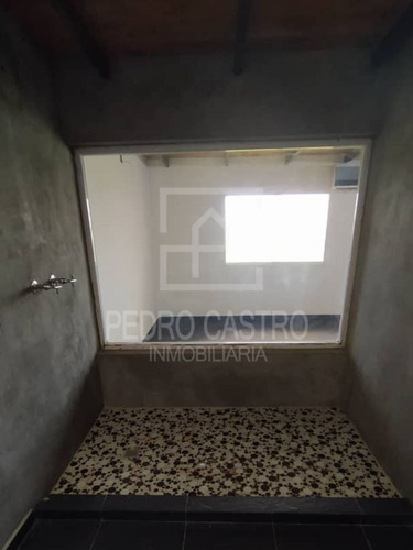 Imagen 16 de 24 de Tu Inmobiliaria Vende Town House Urbanización Villa Athenas, Sector Las Peonias Av. Atlántico Puerto Ordaz #asesoriagratuita #asesoriainmobiliaria #vendedor #pedrocastro