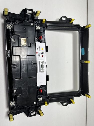 Moldura Multimidia Com Comando Ar Sw4 Srx 22/23 Original