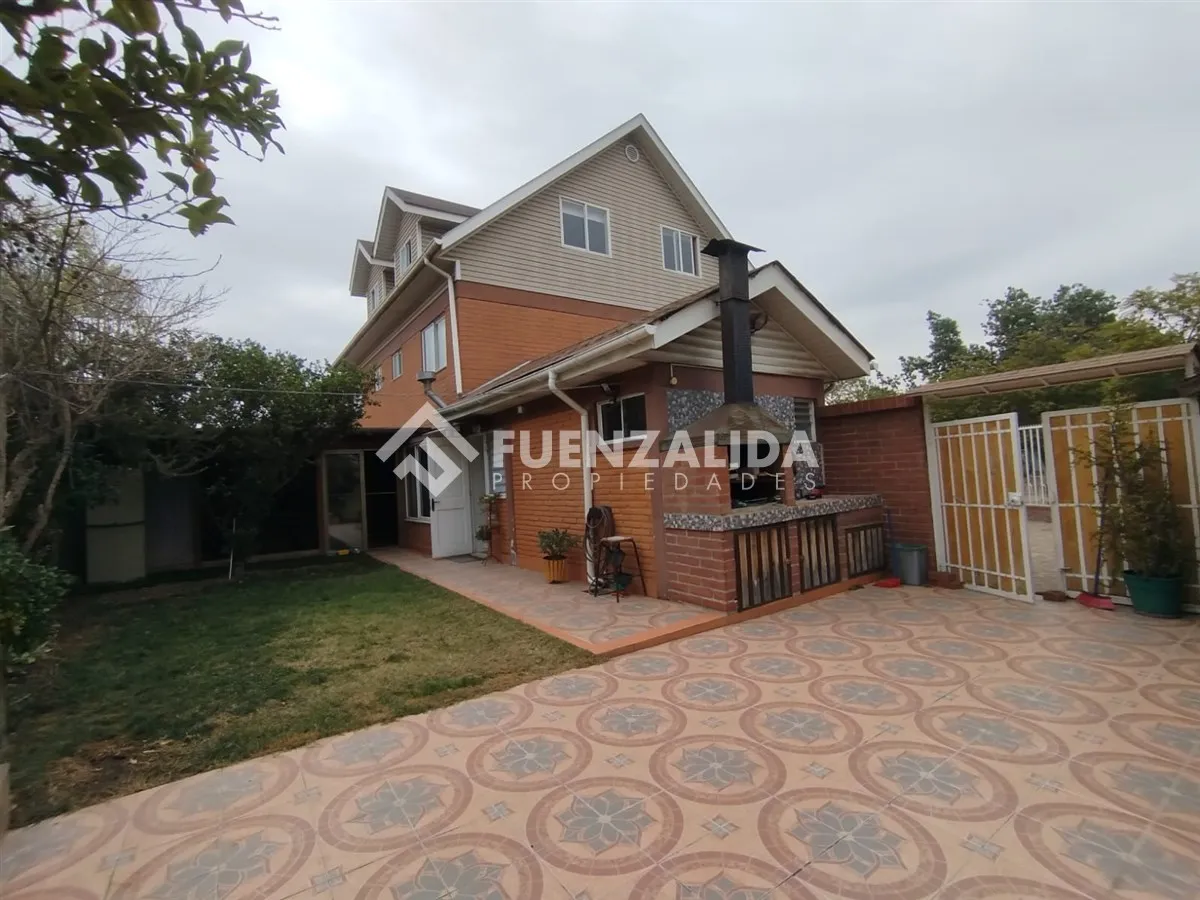 Imagen 2 de 30 de Casa En Venta De 4 Dorm. En Puente Alto
