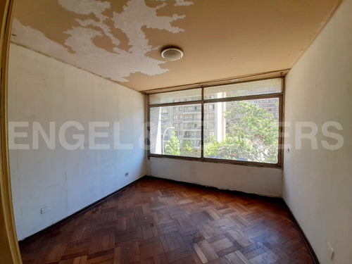 Imagen 1 de 8 de Se Vende Depto 2d 2b Santiago Centro