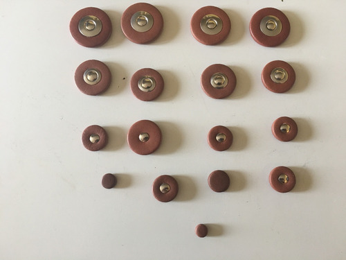 Imagen 3 de 4 de Juego De 25 Zapatillas Con Resonador Metalico Saxofon Alto