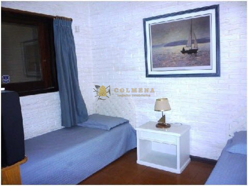 Encantadora Casa Sobre Francia A Metros Del Mar! Consulte- Ref: 2599