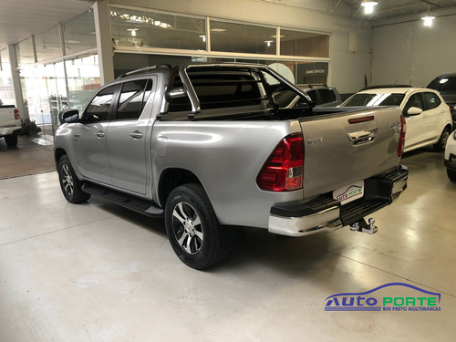 Toyota Hilux HILUX CD SRV 4X2 2.7 FLEX 16V AUT.