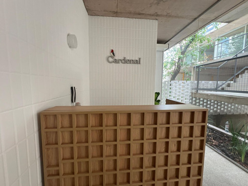 Venta Oficina C/cochera Y Balcón- P. Leloir