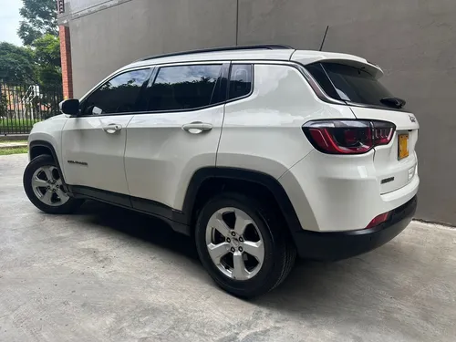 Jeep Compass 2.4 4X2 Longitude At
