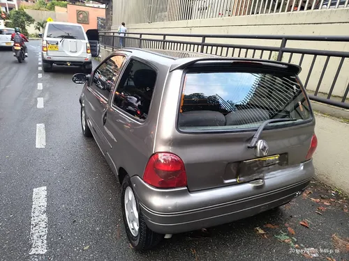 Renault Twingo Dinamique fidji