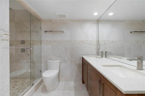 Departamento En Venta Ubicado En 2301 Collins Ave, Miami, Florida
