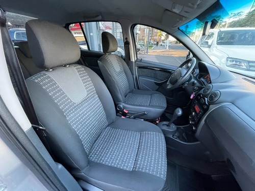Imagem 9 de 9 de Renault Sandero Privilege 1.6 Automatico