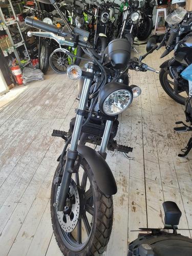 Imagen 15 de 15 de Keeway K-light 202 En Sbk Motos