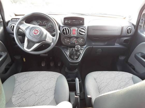 Imagem 3 de 9 de Fiat Doblò 1.8 Mpi Essence 7l 16v Flex 4p Manual