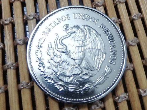 Imagen 2 de 4 de Moneda De Colección Mundial De Fútbol 1986 Denominación $200