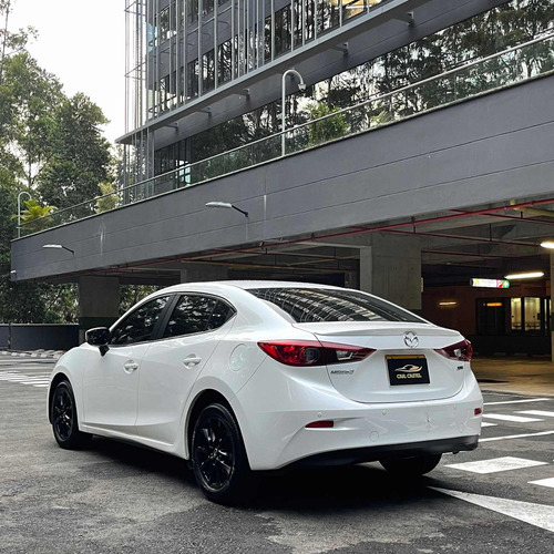 Mazda 3 Touring Mecanico 2017
