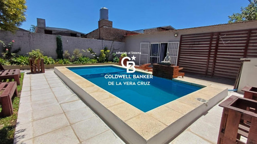 Casa Con Gran Patio En Recreo
