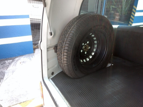 Imagem 12 de 15 de Volkswagen Kombi 2003 1.6 Std 3p Gasolina