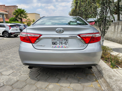 Toyota Camry 3.5 Xle V6 At