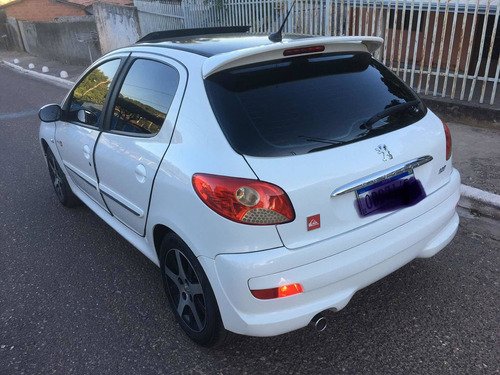 Imagem 4 de 14 de Peugeot 207 2013 1.6 16v Quiksilver Flex 5p