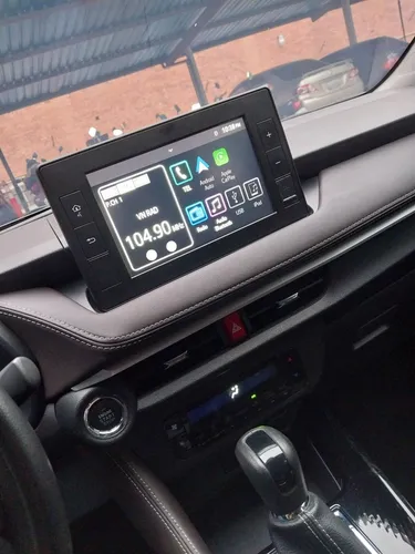 Toyota Yaris E 2024